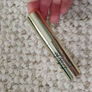 Mischo Beauty Lip Shine in shade XO